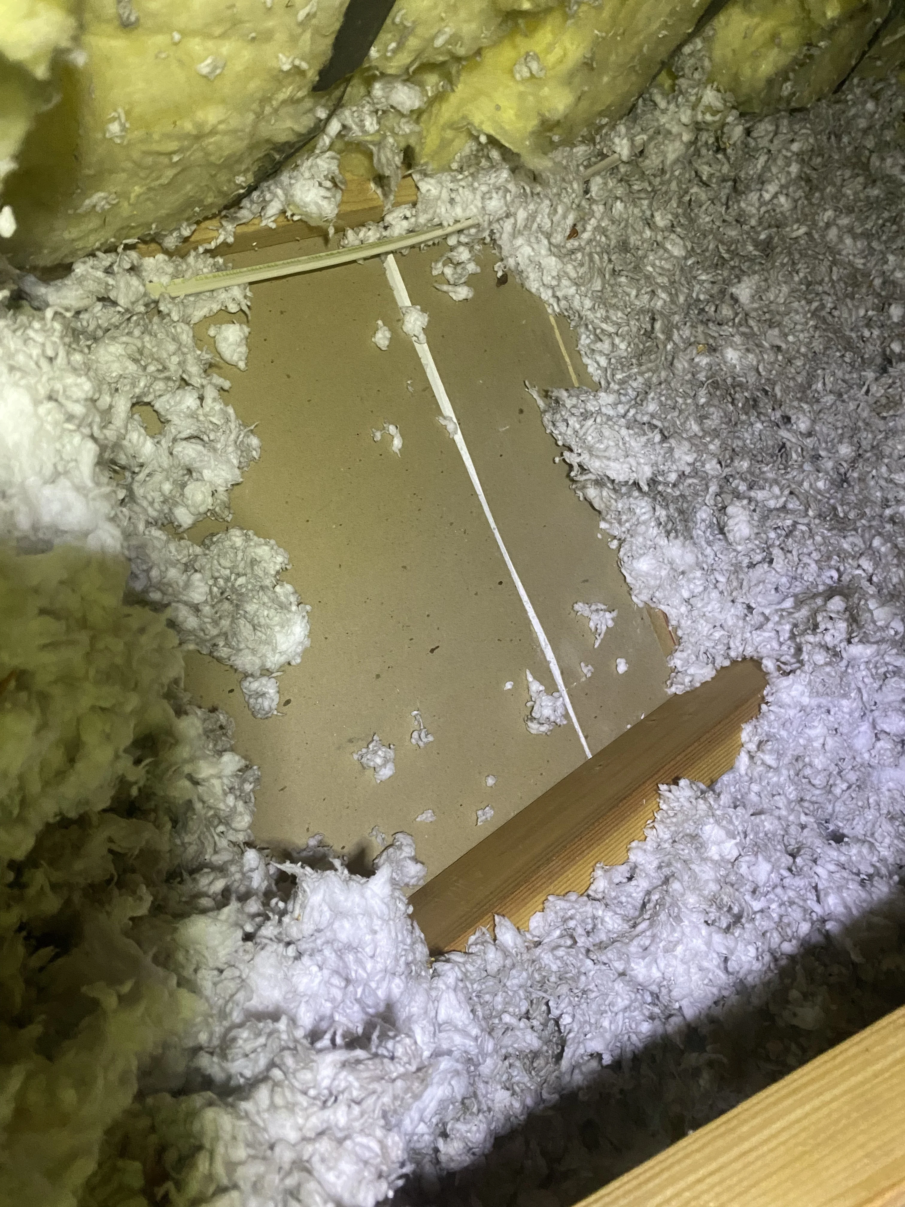 Alaska Missing Vapor Barrier Heat Loss Thermal